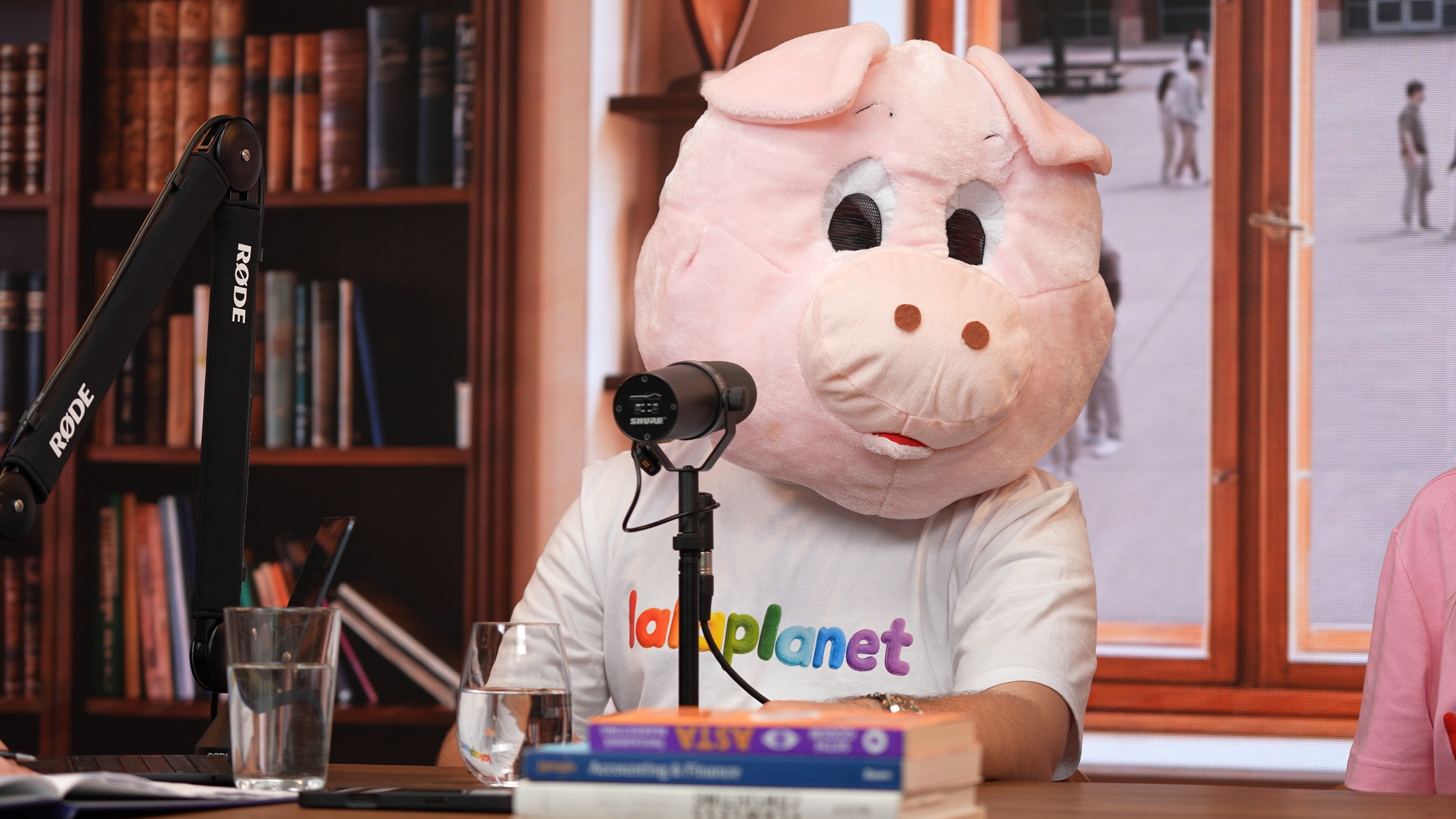 La La Planet: 76 mil. streamuri in 7 luni