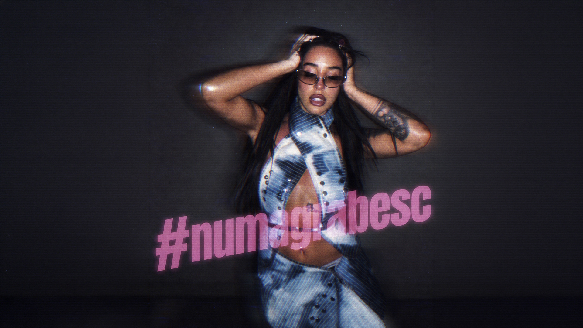 Stefania lansează noul single "Nu mă grăbesc"!
