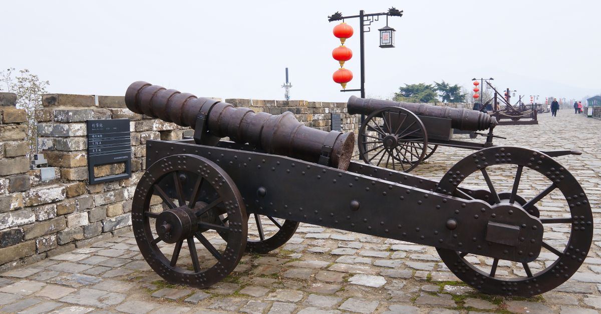 China trimite arme Iranului in plin razboi
