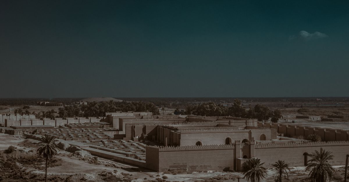Houthii au cucerit Mokha si sunt la un pas de Bab al-Mandab