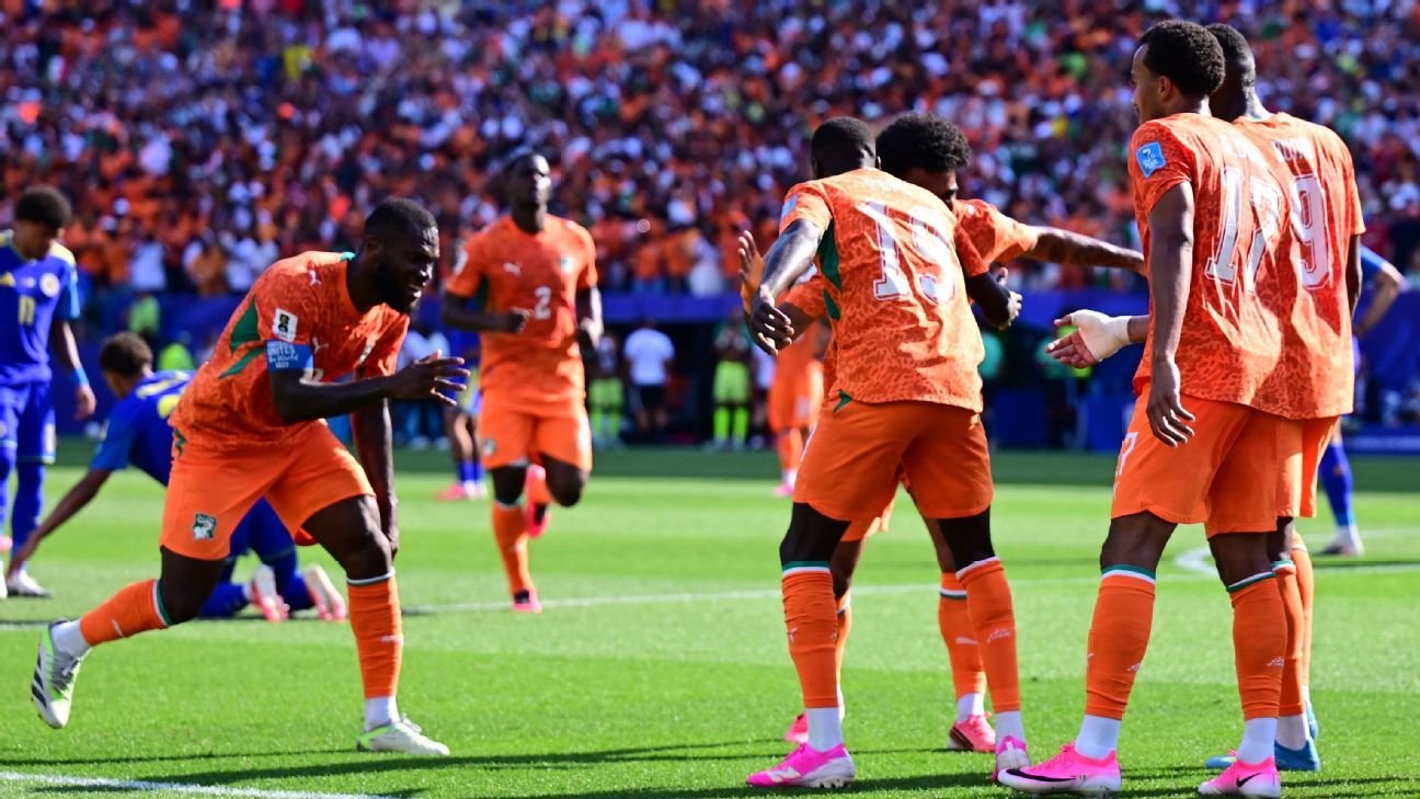 Pépé dublă, Ivory Coast avansează la Mondiale