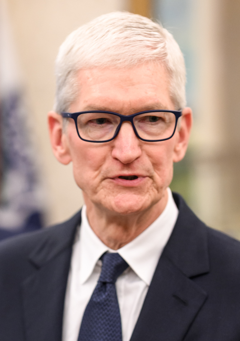 Tim Cook pleaca de la Apple dupa 15 ani