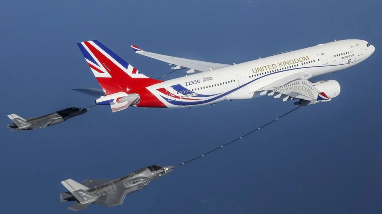 Avionul ministrului britanic, bruiat de rusi