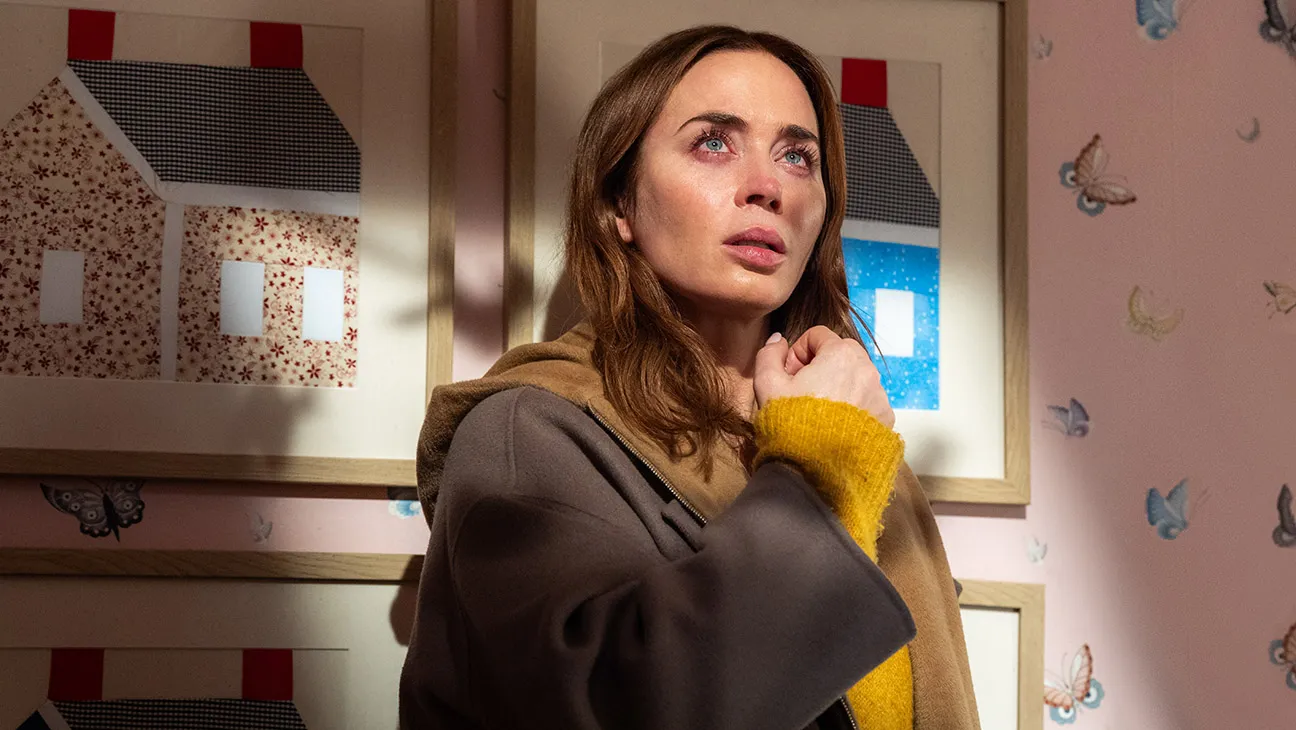 Spielberg revine triumfal cu Disclosure Day și Emily Blunt