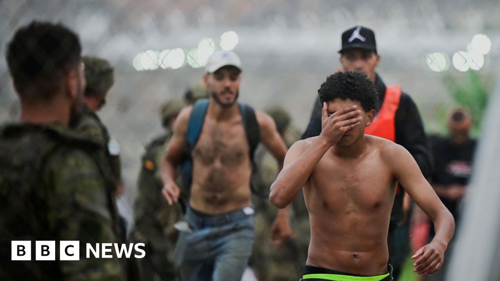 49.000 de migranti au invadat Ceuta intr-o singura zi
