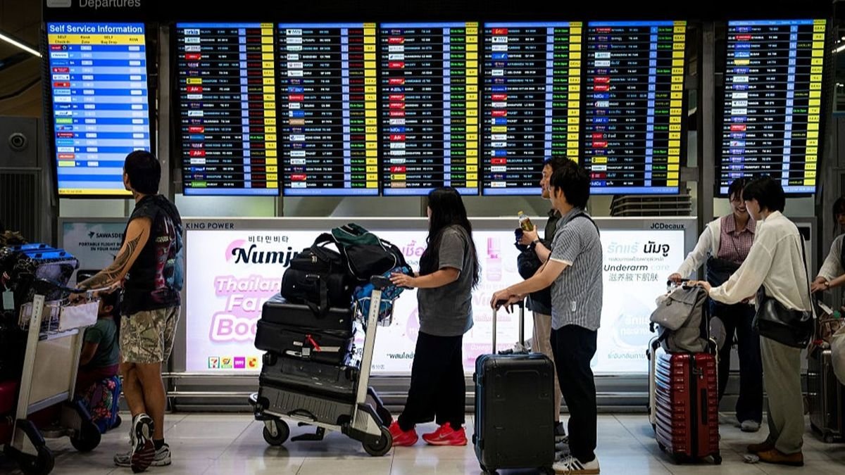 Aeroporturi europene paralizate: ce e EES și cum îți afectează vacanța