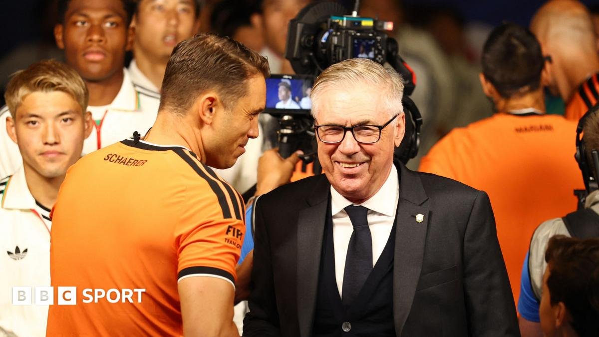 Ancelotti supraviețuiește: Brazilia trece cu chin de Japonia 2-1 la CM