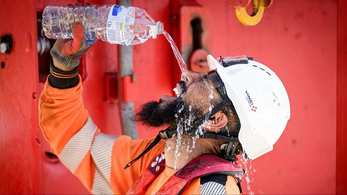 Apa rece în caniculă poate opri inima: ce spun medicii