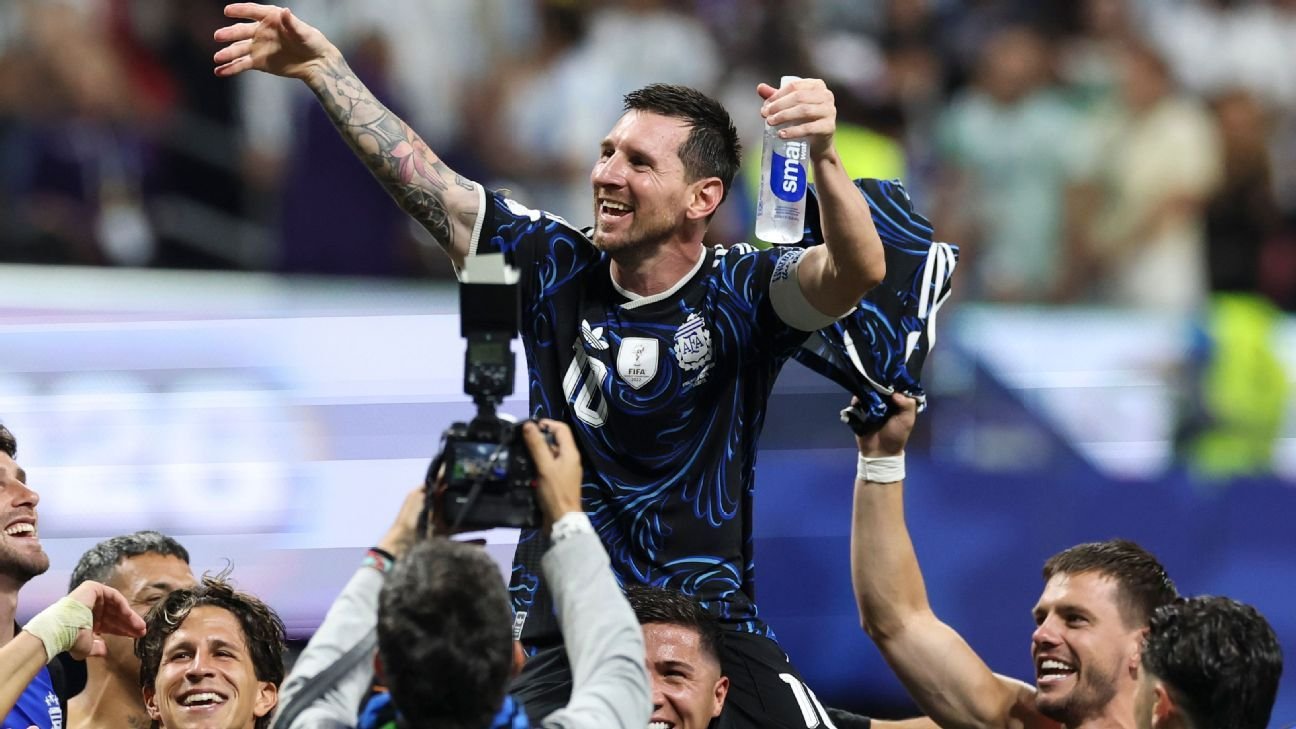 Argentina îi frânge inima Angliei în semifinala CM 2026
