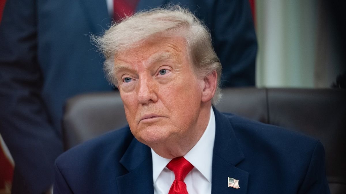 Bere gratis la moartea lui Trump: berăria care și-a pierdut licența