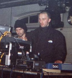 Boards of Canada se întorc? Casete VHS misterioase au apărut