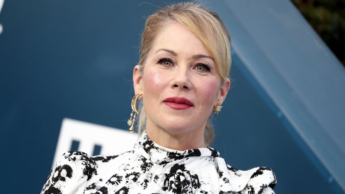 Christina Applegate, primul video după aproape 4 luni de spital