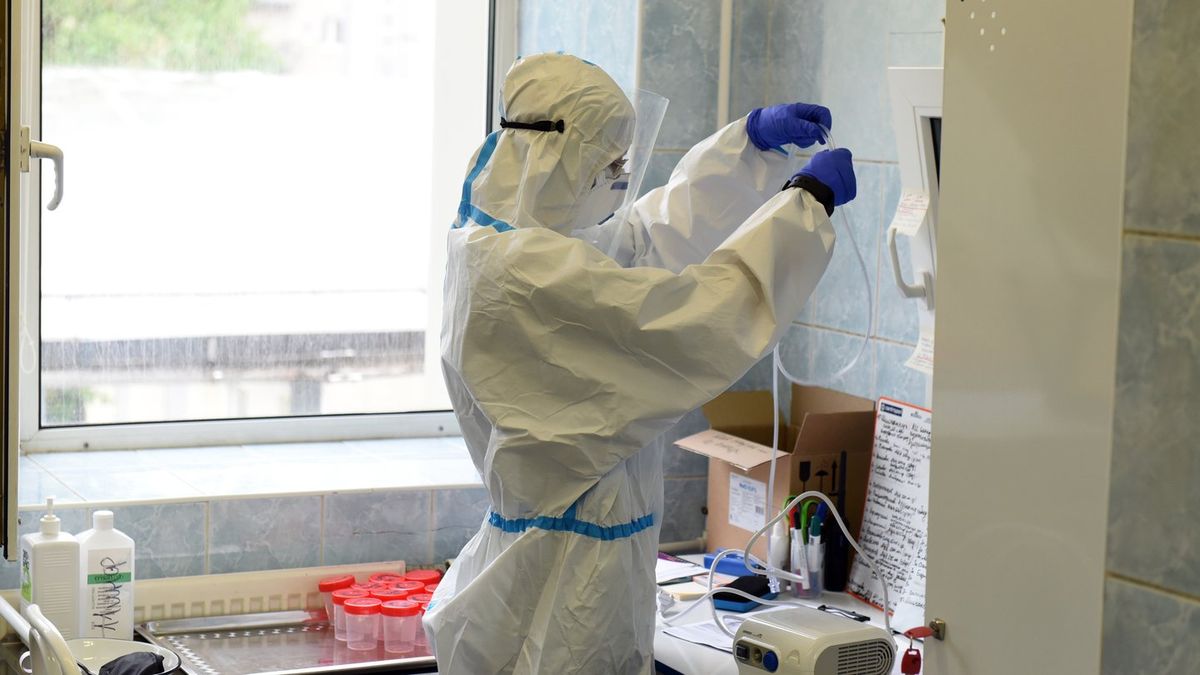 O laborantă de 28 de ani a murit în Rusia, suspectă de ciumă pneumonică. 200 de oameni, izolați