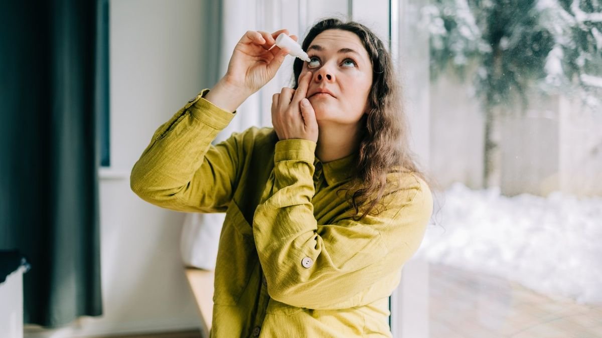„COVID american”: simptomul ocular pe care îl ignori