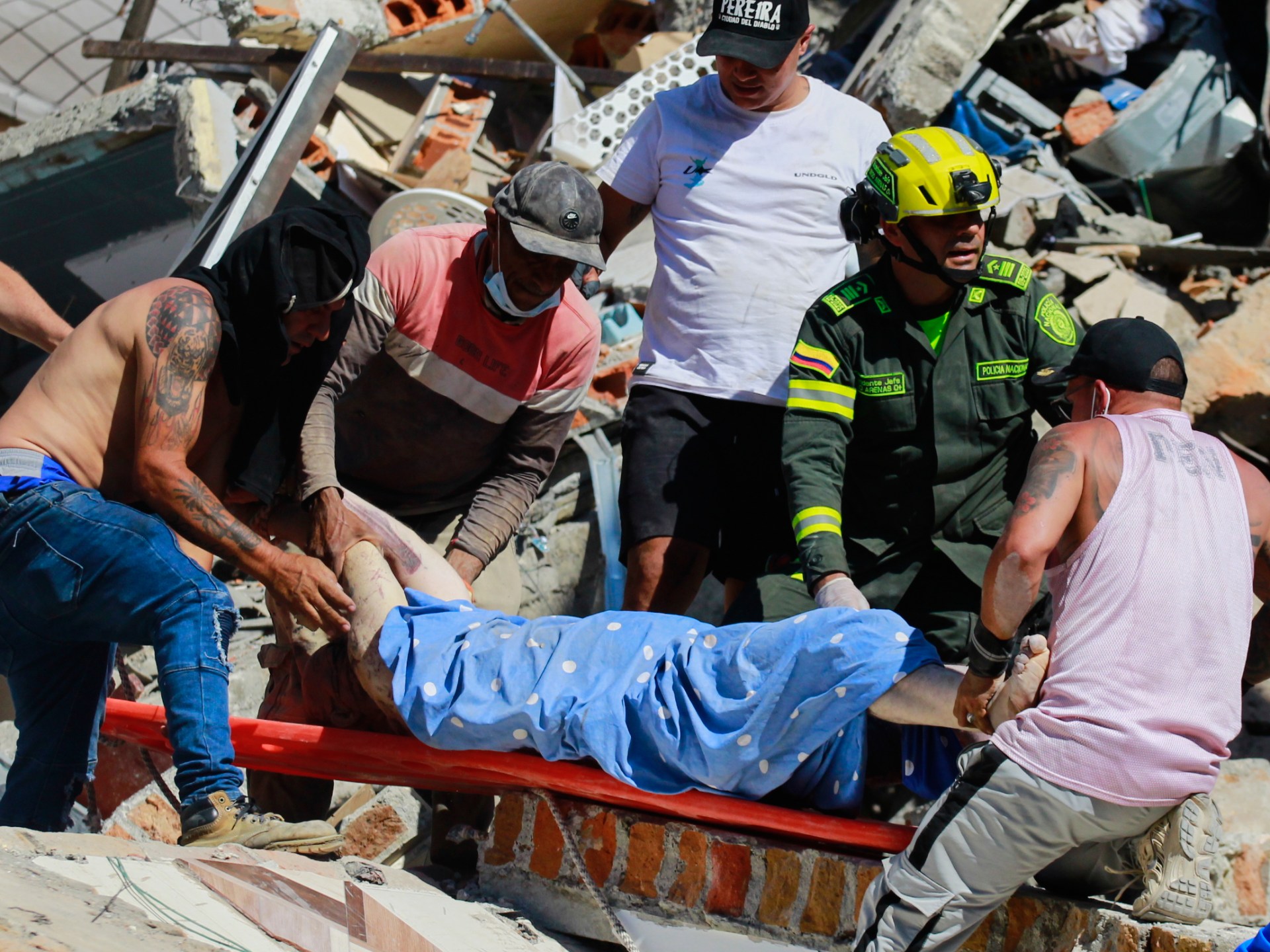 Cutremur 7.4 in Columbia: 132 morti si 2.700 de disparuti