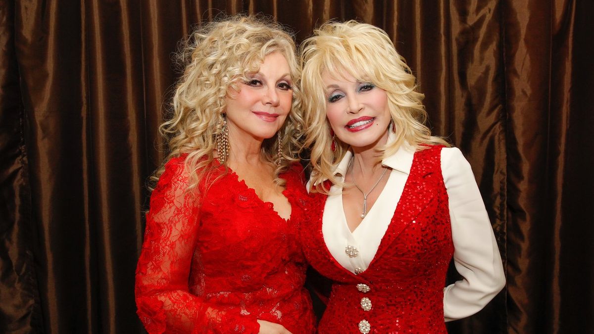 Dolly Parton a murit: nepotul ei dezvaluie ultimele clipe