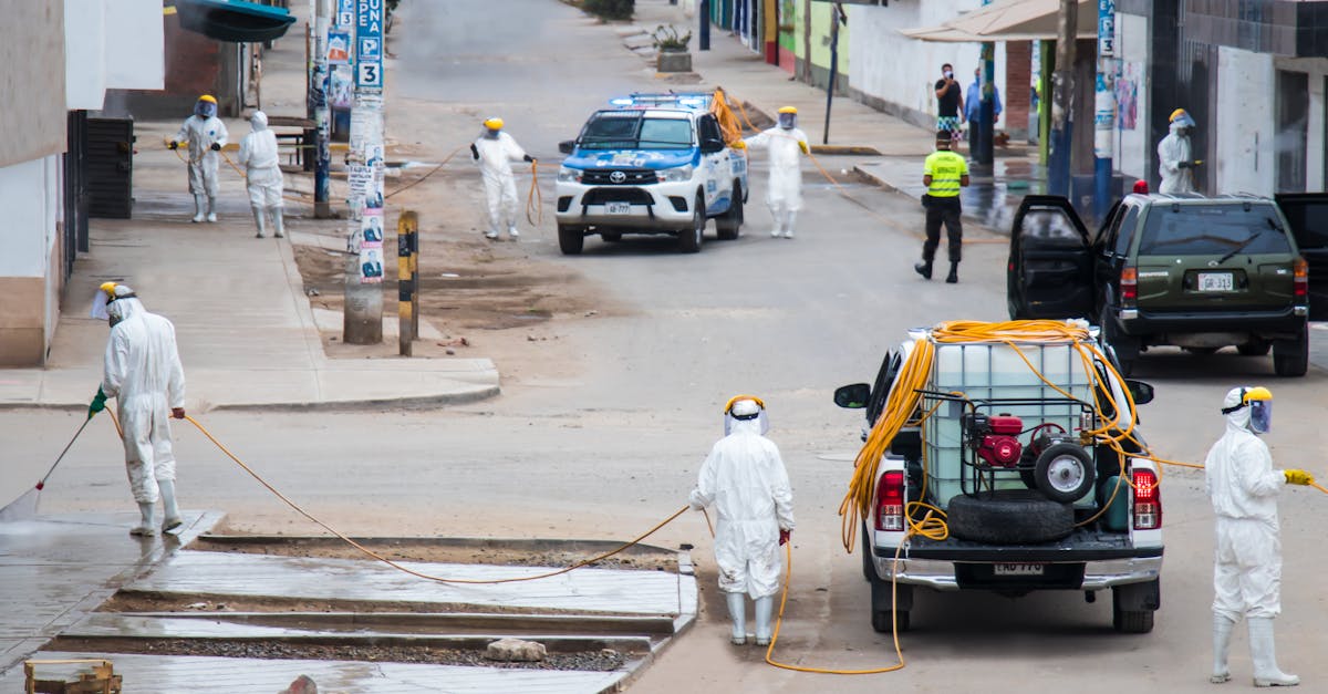 Ebola: 139 morti, 600 cazuri si numarul creste