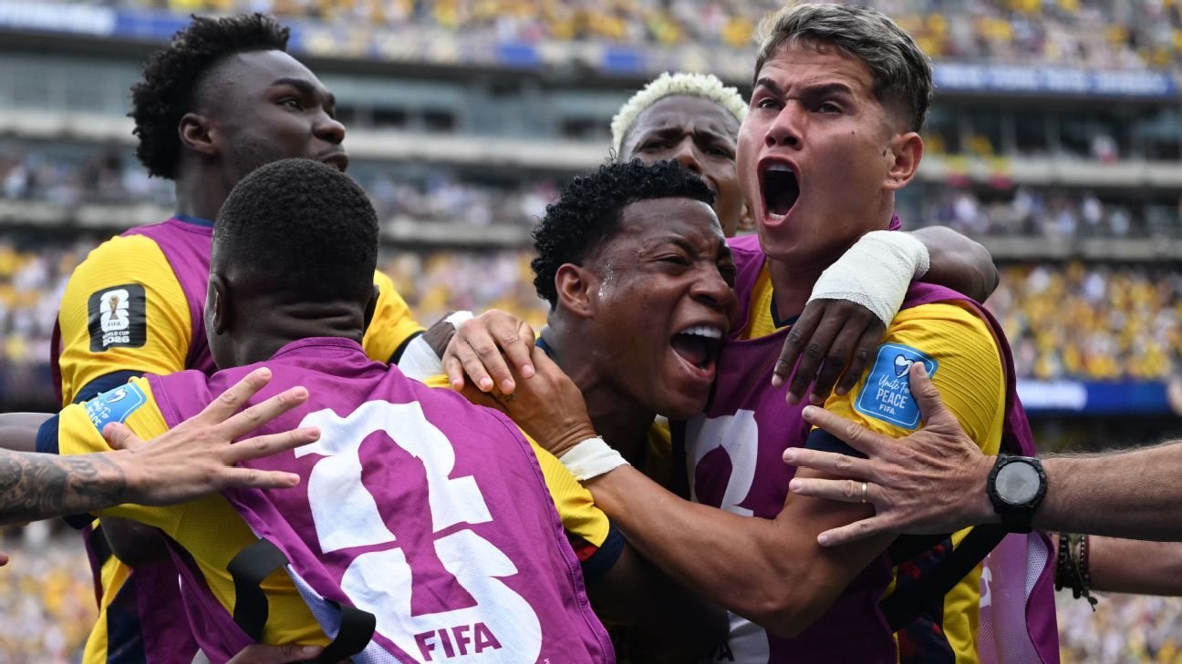 Ecuador răstoarnă Germania și complică totul în Grupa E