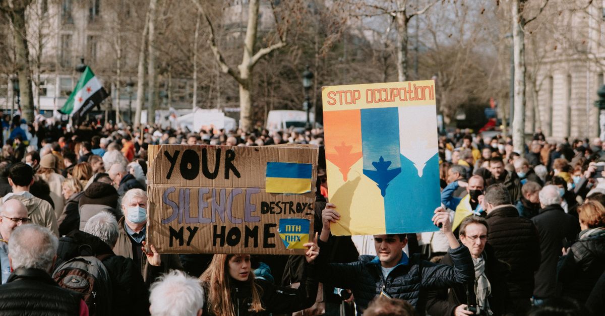 Franța în criză: extrema dreaptă câștigă teren din proteste