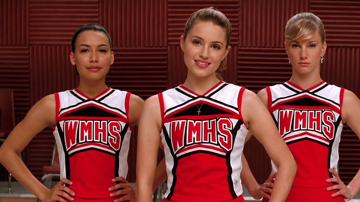 Ryan Murphy a terminat scenariul pentru noul Glee, dar un episod vechi sperie fanii