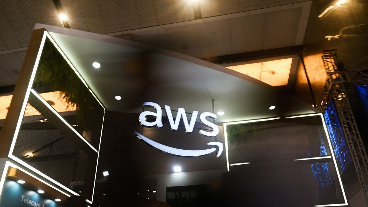 Glitch AWS de 3 miliarde: când cloudul înnebunește și lumea tremură