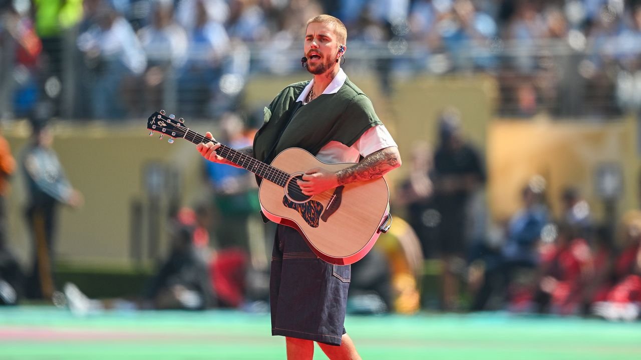 Halftime show-ul de 50 mil. $ de la CM 2026 a dezgustat fanii