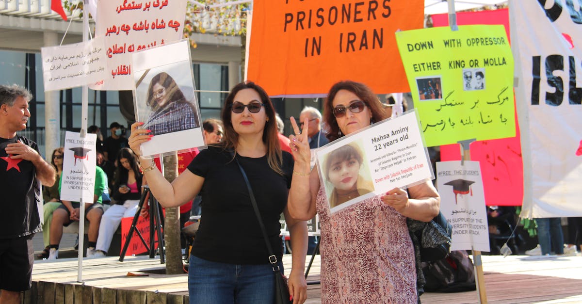 Iran executa prizonieri politici in timp de razboi