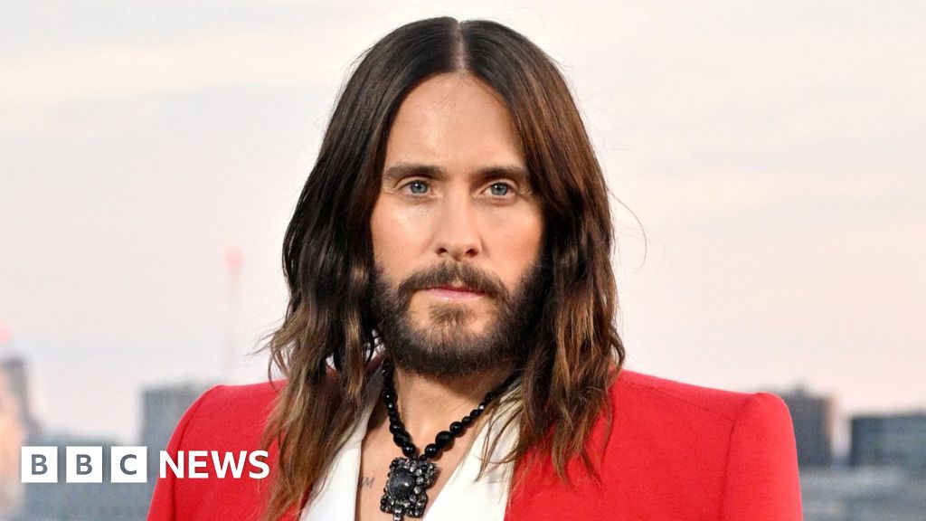 Jared Leto, acuzat de conduita sexuala criminala de 4 femei