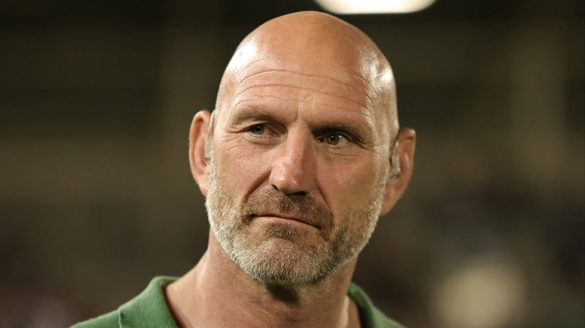 Lawrence Dallaglio vinde medalia de campion mondial după faliment