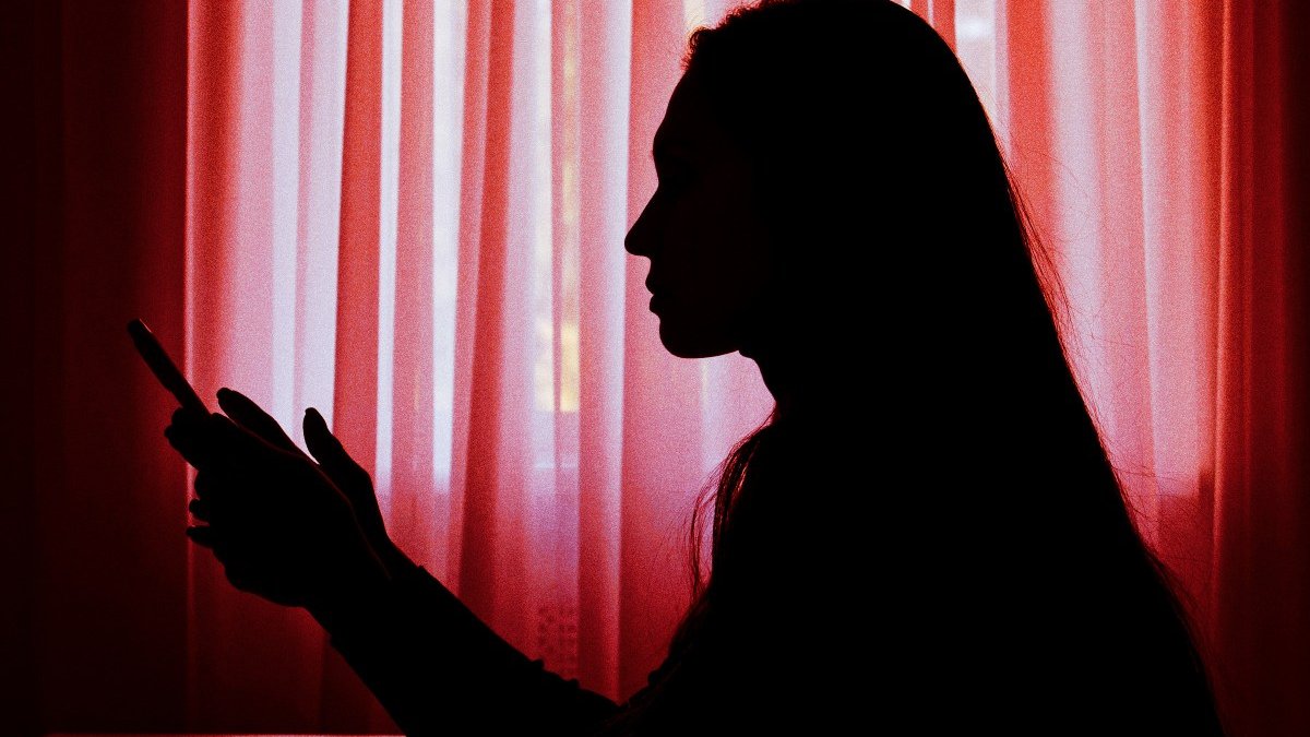 Log-urile care arată cum ChatGPT a împins o femeie spre moarte