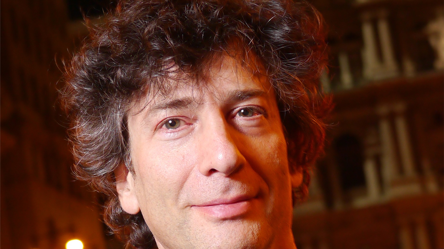 Neil Gaiman: prăbușirea unui idol și lecția lăsată pentru TV