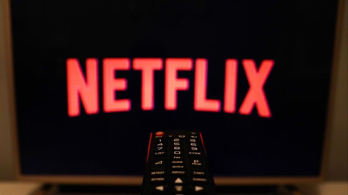 Netflix scumpește abonamentele cu până la 33% în UK, dar nu toți plătesc la fel