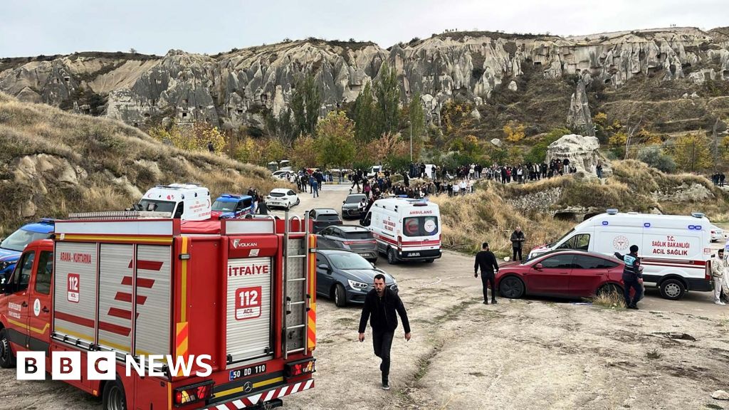 Prabusire de stanci in Capadocia: doi morti la celebrele hornuri