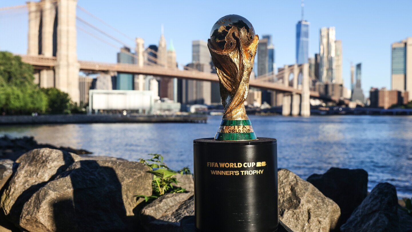 Programul weekendului de deschidere la Mondial: toate meciurile, ora României