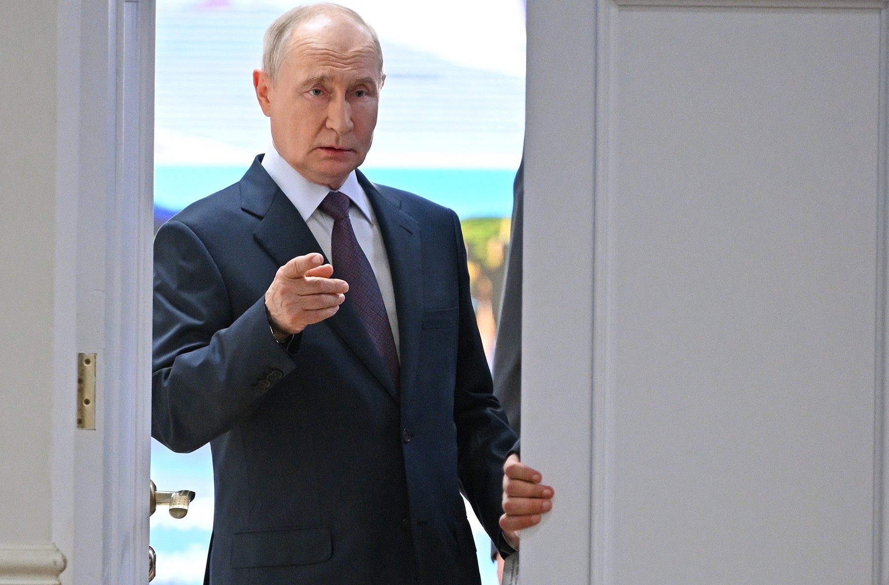 Putin avertizeaza Ucraina: 'Cutia Pandorei e deschisa'