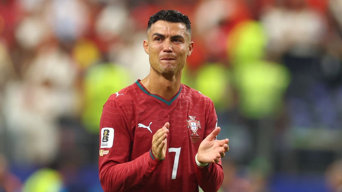 Ronaldo a dat like unui post care acuza FIFA de coruptie