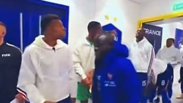 Scandal în vestiar: un coechipier a refuzat să dea mâna cu Mbappé