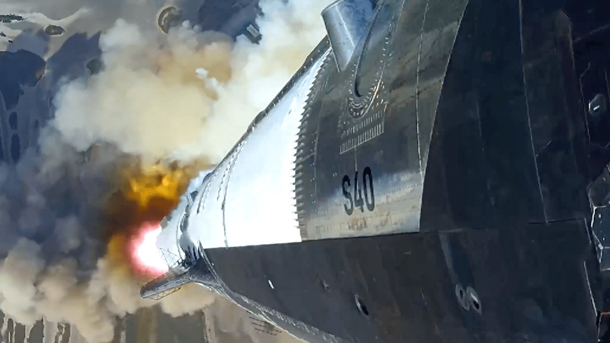 SpaceX lansează sateliți Starlink V3 dar pierde iar boosterul
