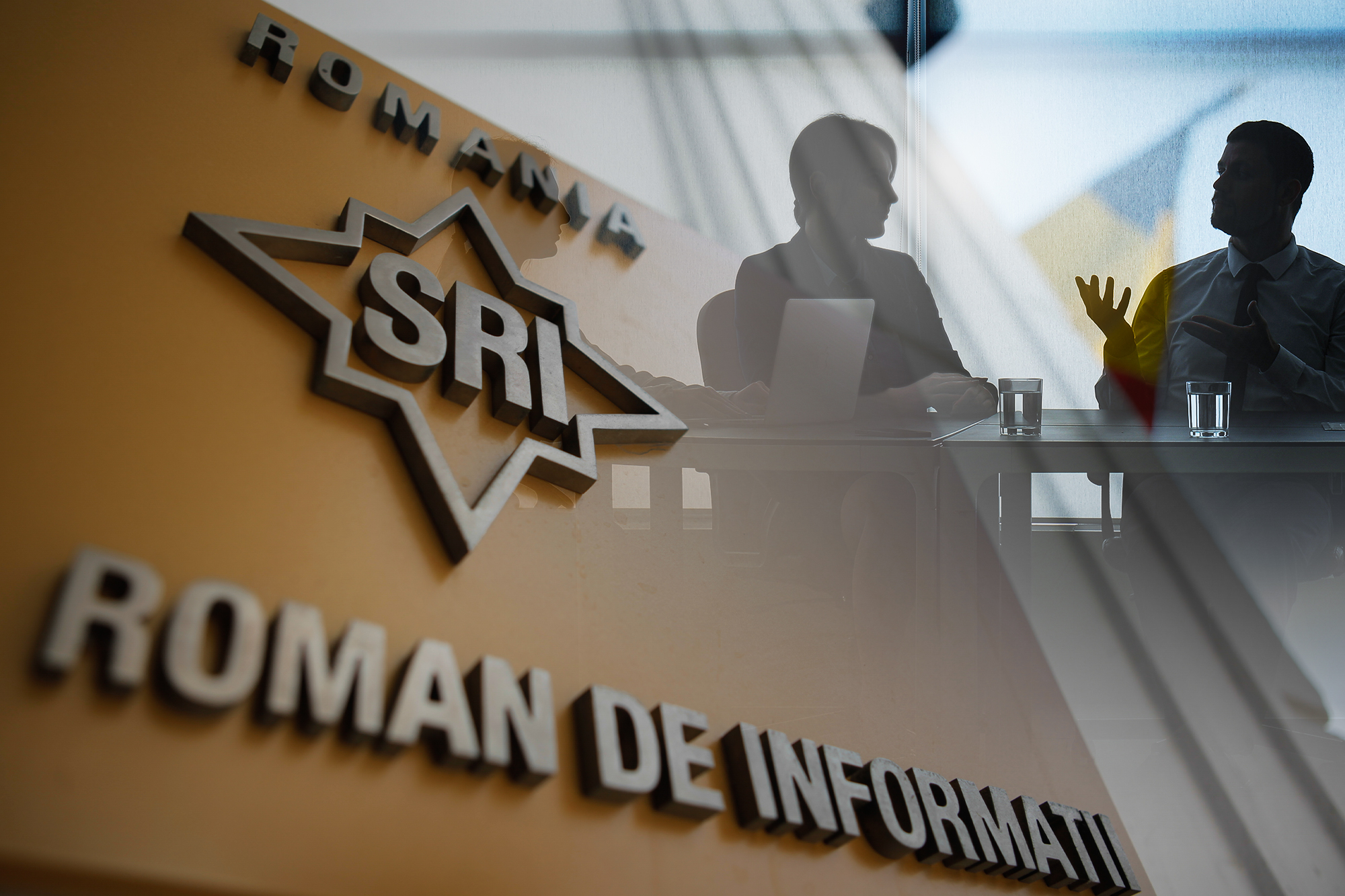 SRI, reacții după ce a folosit termenul „pe șestache” al lui Orban