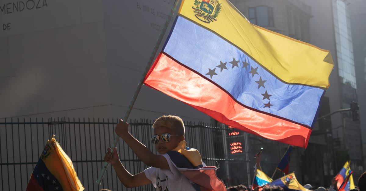 SUA controleaza de facto guvernul si resursele Venezuelei
