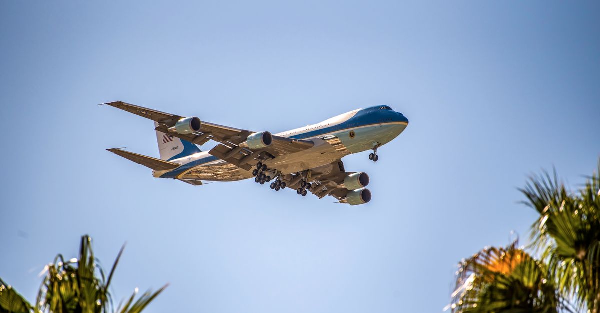 Trump, schimb secret de avion dupa un posibil atentat