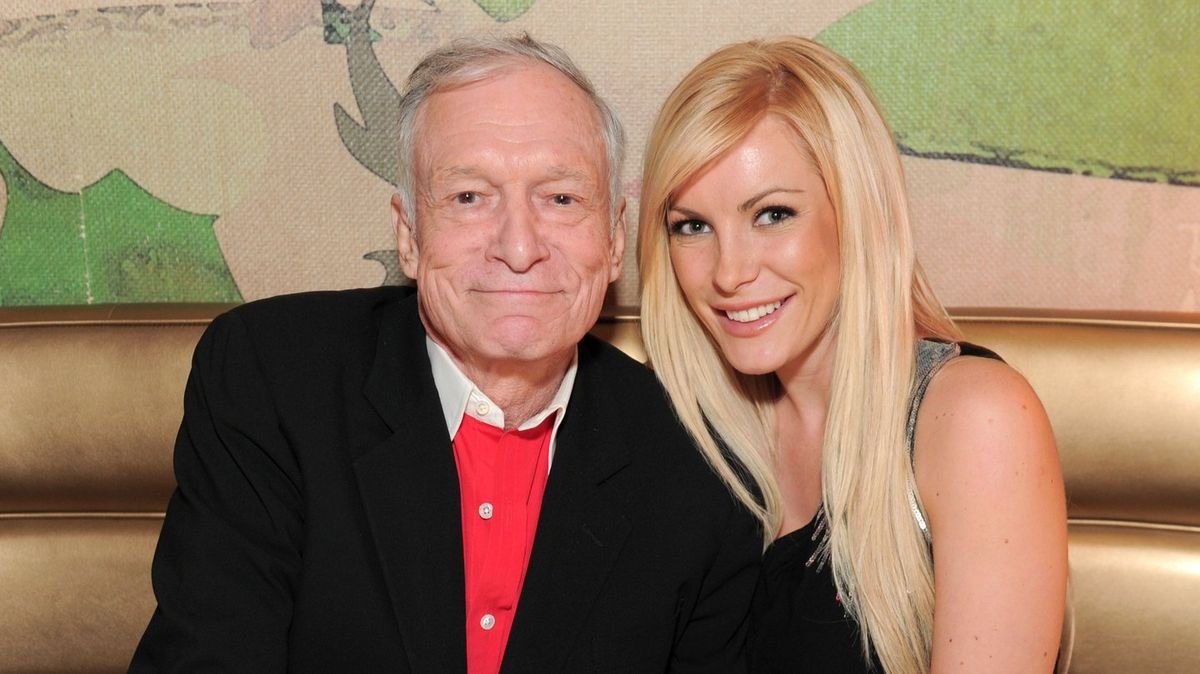 Văduva lui Hefner îi cere lui Jessica Biel să renunțe la film