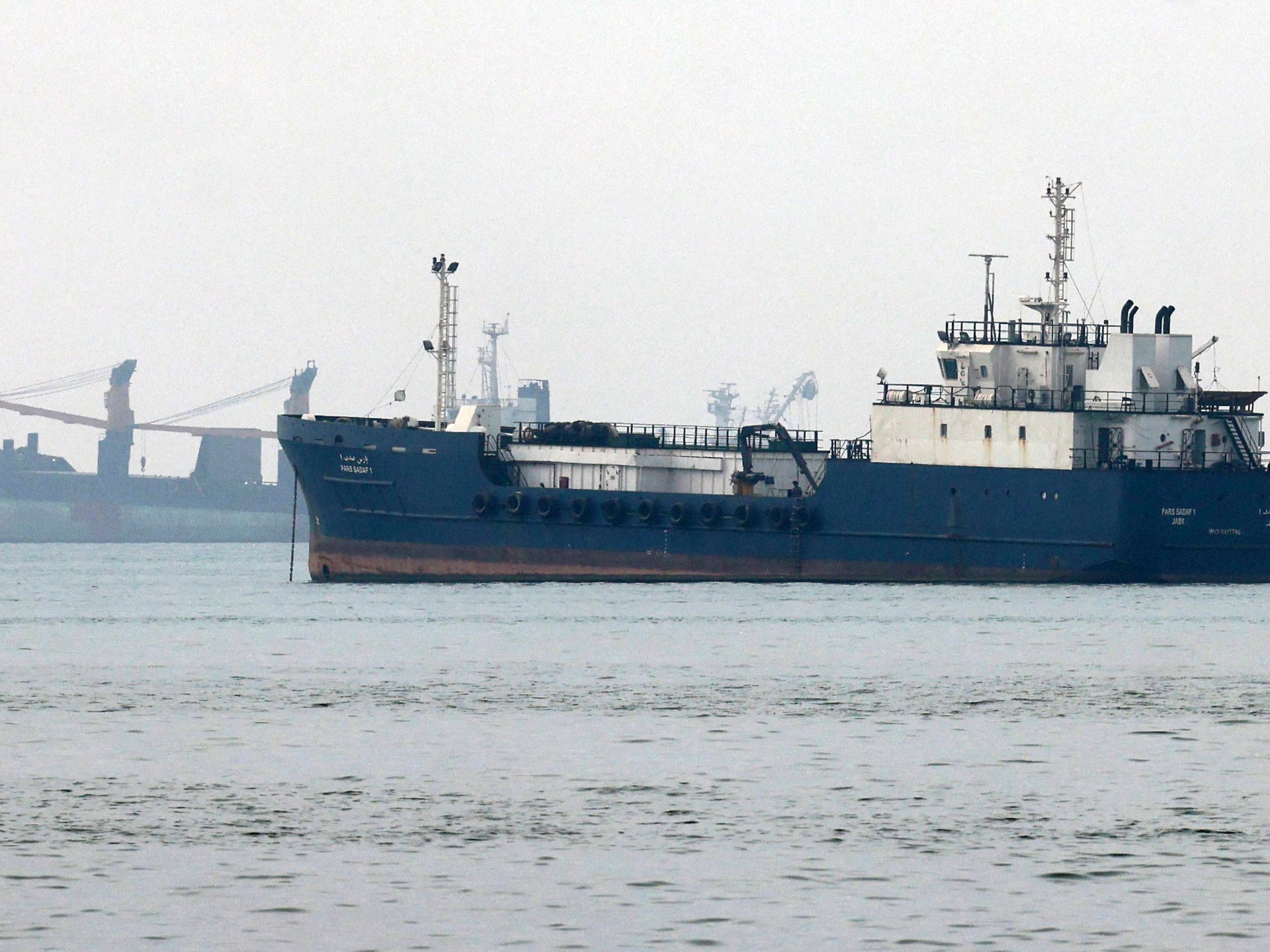 Val masiv de atacuri asupra petrolierelor în Strâmtoarea Hormuz