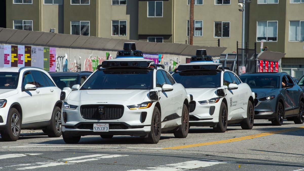 Waymo capitulează în SF: primarul cere reguli mai dure