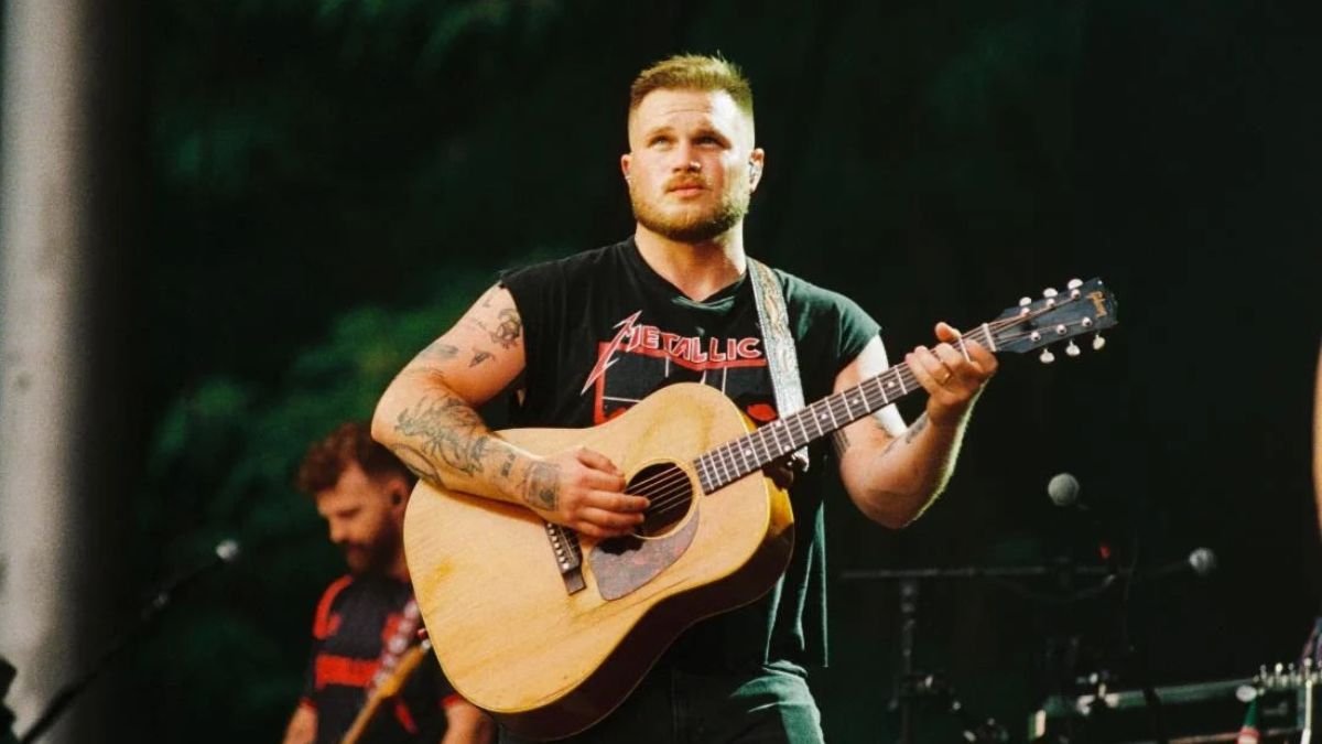 Zach Bryan merge pe 19 stadioane în 2027, după EP-ul cu Lana Del Rey