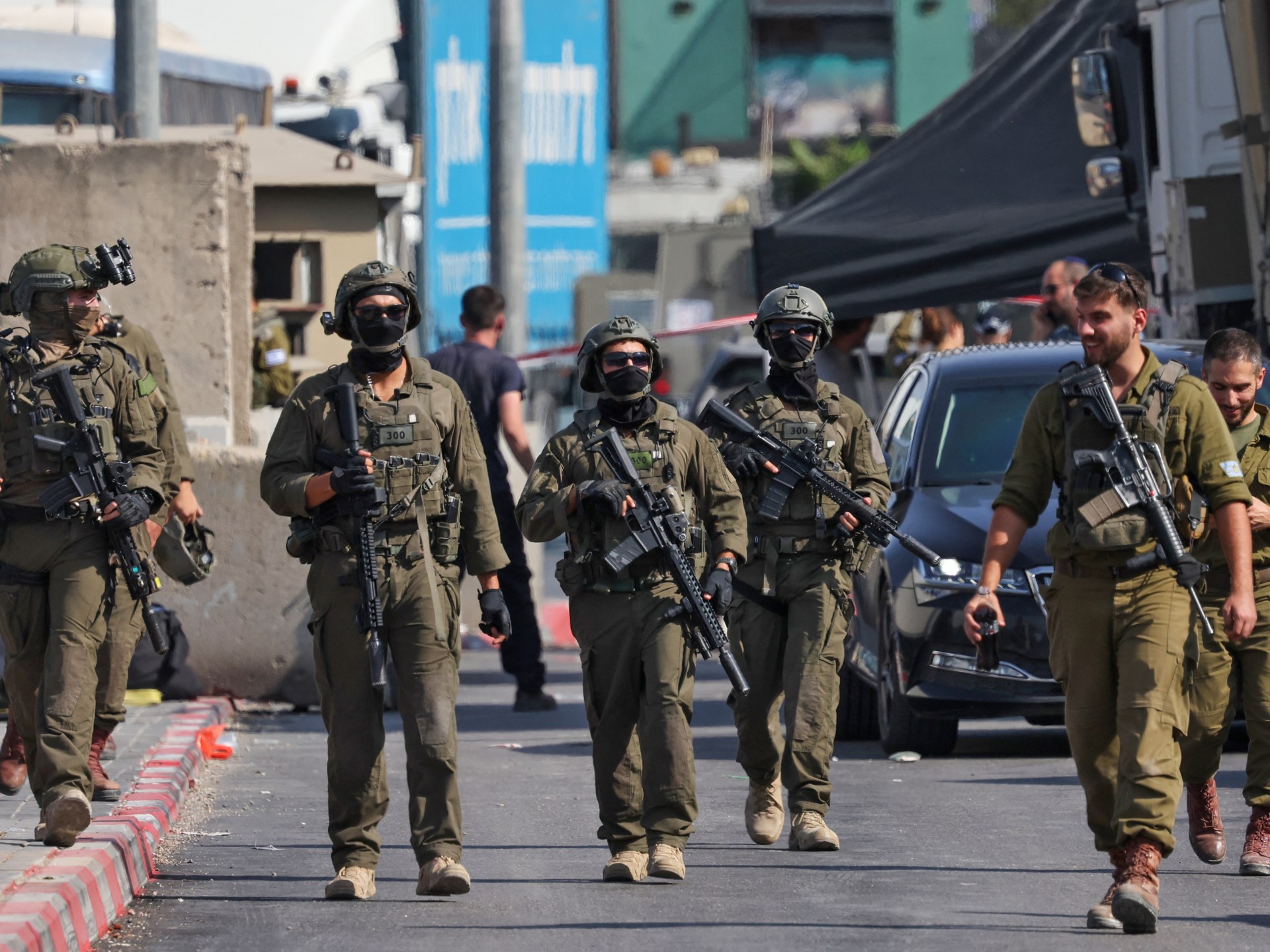 Sute de familii palestiniene, evacuate forțat din Hebron