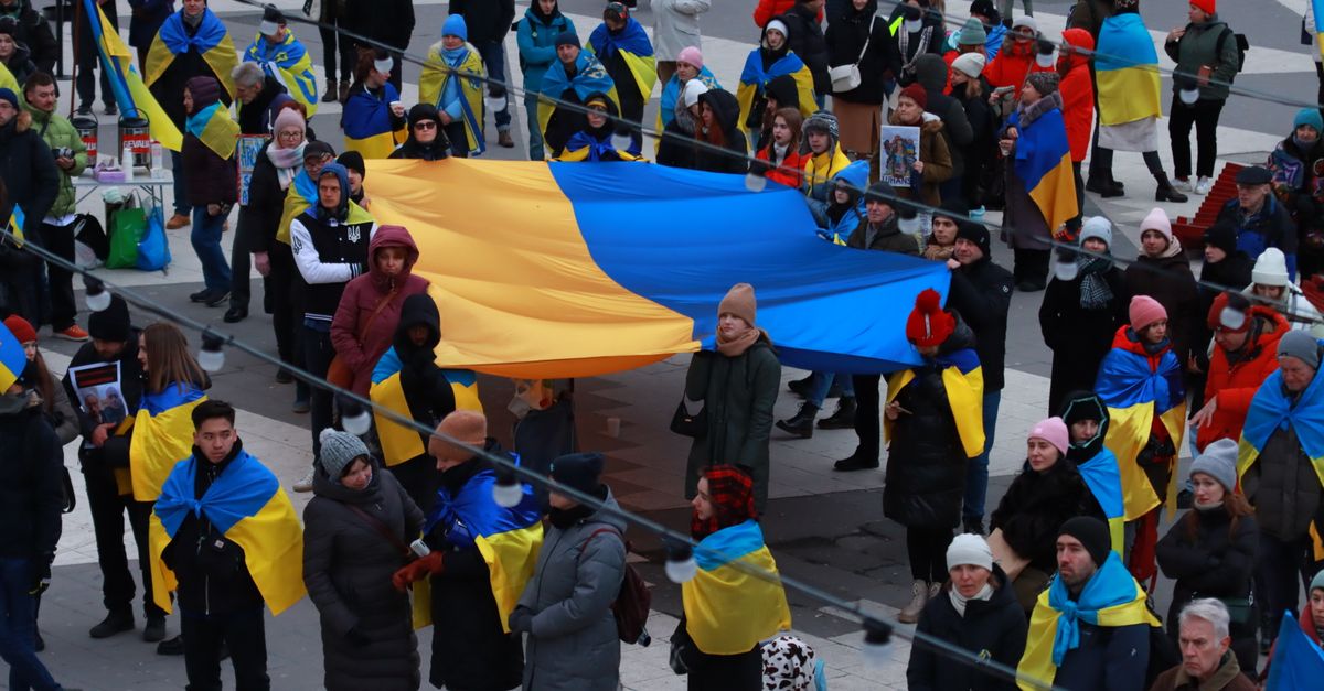 Zelenski a dat afara ministrul iubit - proteste in Kiev